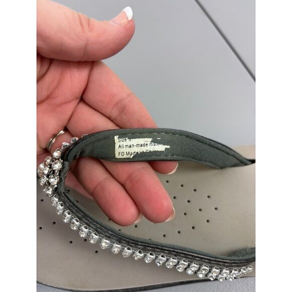 Volatile women's 9 grey silver rhinestone thong flip flop wedge platform sandals - Picture 5 of 8